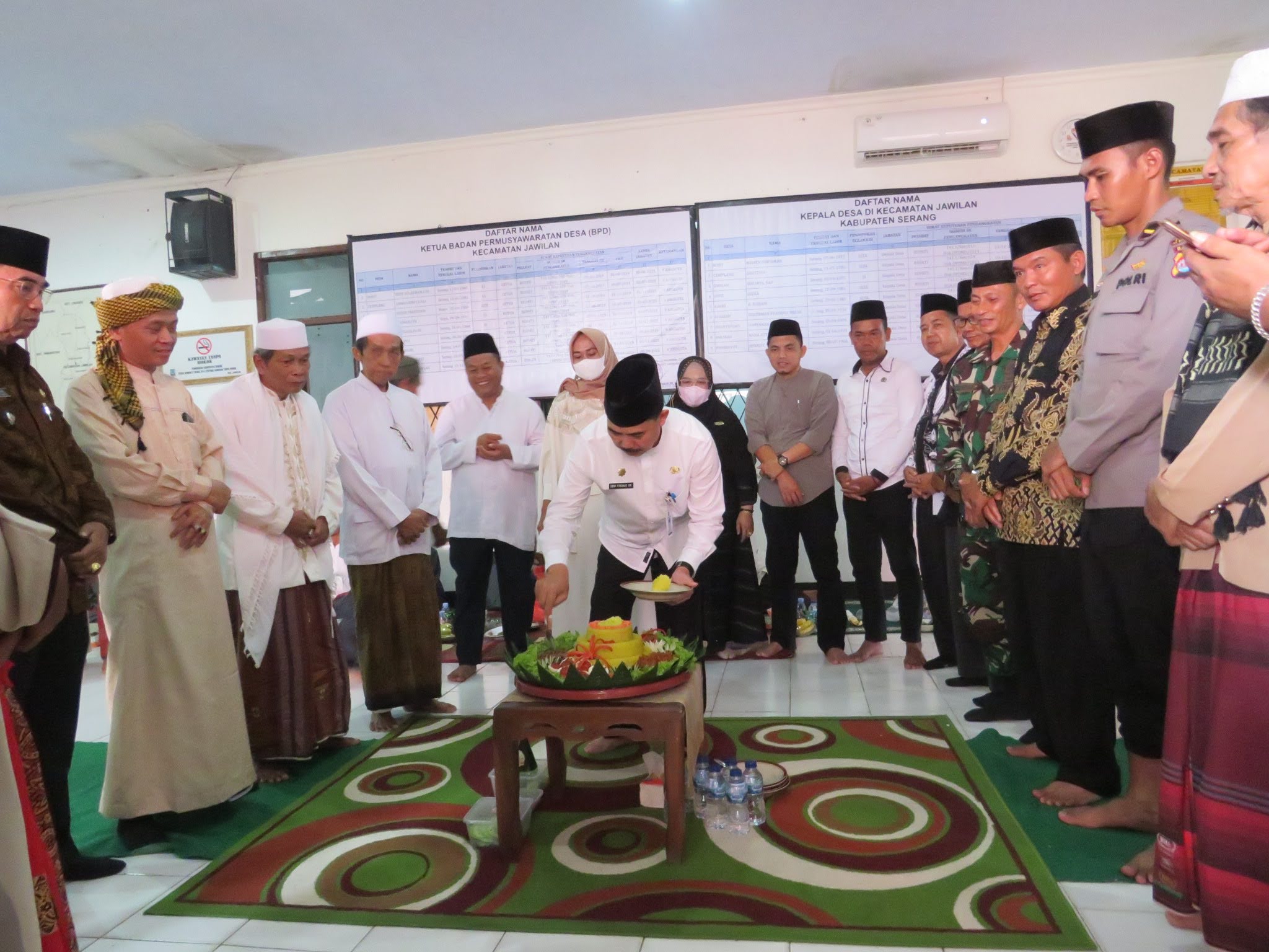 istighosah-dalam-rangka-hut-kecamatan-jawilan-ke-23